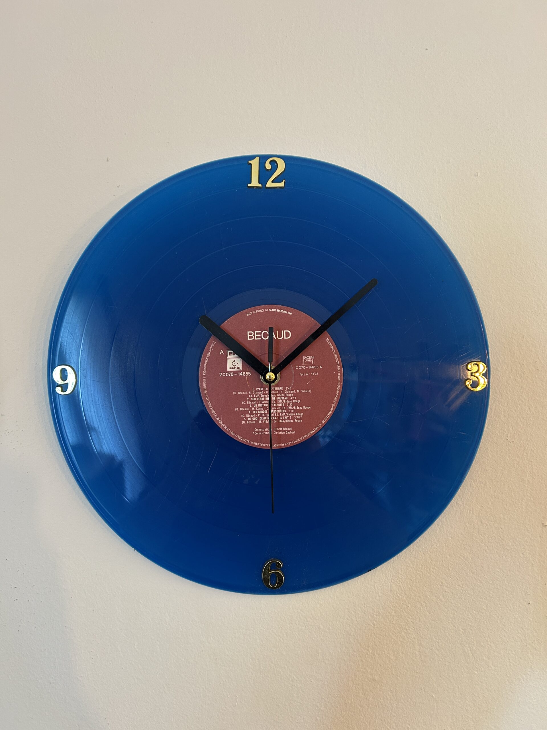 Horloge murale en disque vinyle 33 tours – Décoration vintage et musicale
