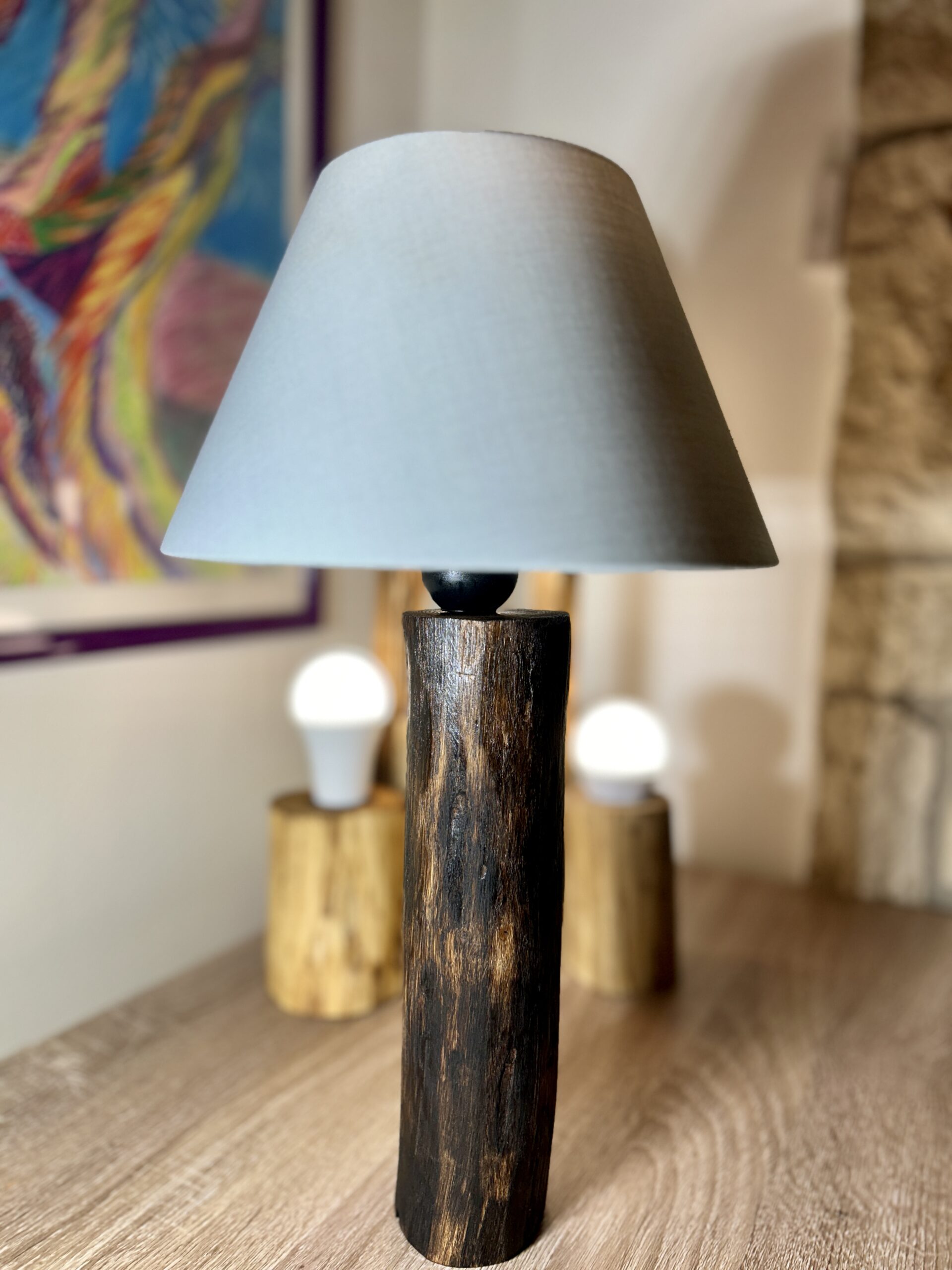 Lampe nomade en bois avec abat-jour rechargeable
